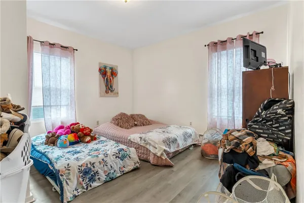 $1,050,000 | 70 Lincoln Avenue, Central Falls, RI 02863