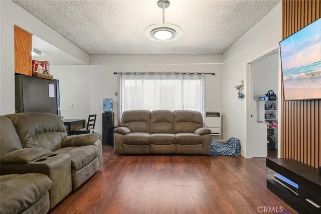 $1,400,000 | 1136 Arapahoe Street, Los Angeles, CA 90006