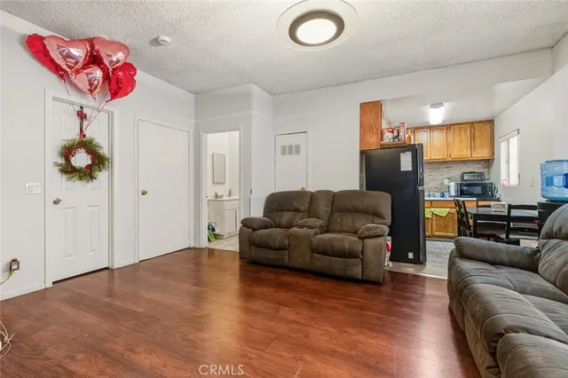 $1,400,000 | 1136 Arapahoe Street, Los Angeles, CA 90006