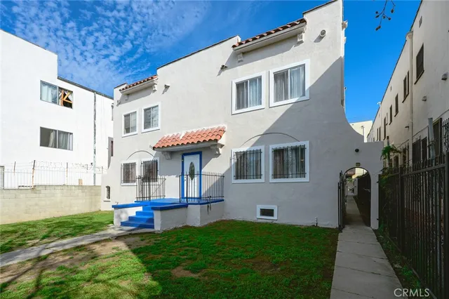 $1,400,000 | 1136 Arapahoe Street, Los Angeles, CA 90006