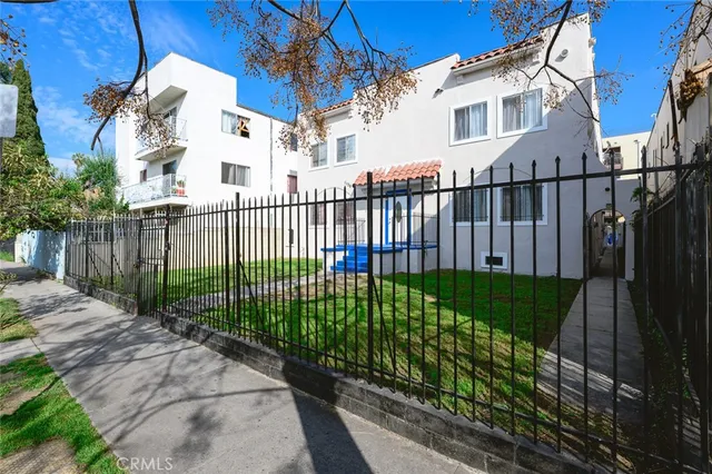 $1,400,000 | 1136 Arapahoe Street, Los Angeles, CA 90006