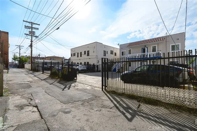 $1,400,000 | 1136 Arapahoe Street, Los Angeles, CA 90006