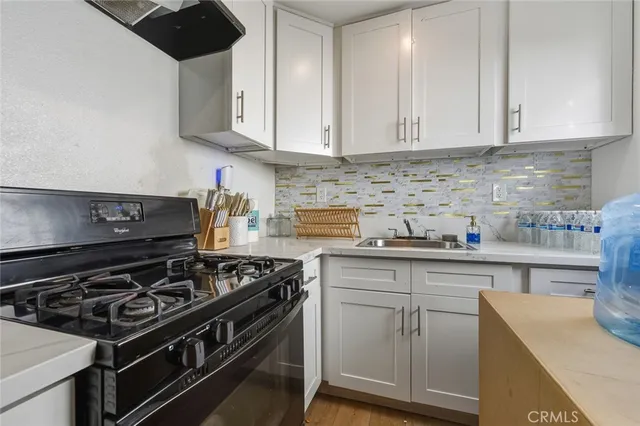 $1,400,000 | 1136 Arapahoe Street, Los Angeles, CA 90006