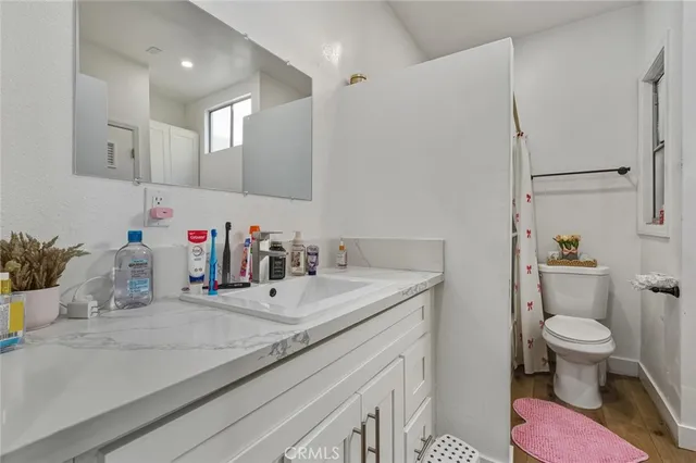 $1,400,000 | 1136 Arapahoe Street, Los Angeles, CA 90006