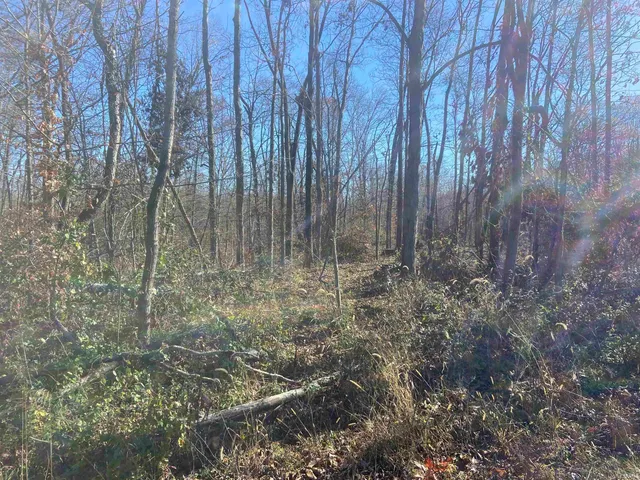 $120,000 | 1 State Line, West Terre Haute, IN 47885