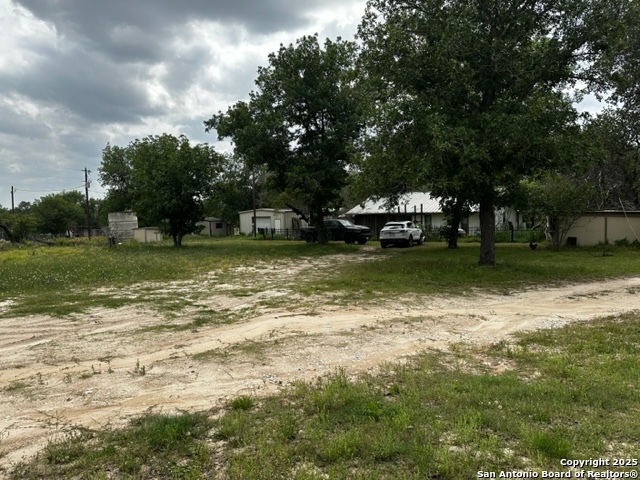 145 Highland Road Poteet, TX 78065 - Photo 5 of 15