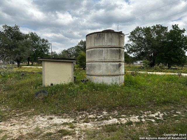 145 Highland Road Poteet, TX 78065 - Photo 5 of 12