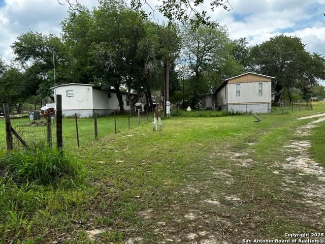 145 Highland Road Poteet, TX 78065 - Photo 8 of 12