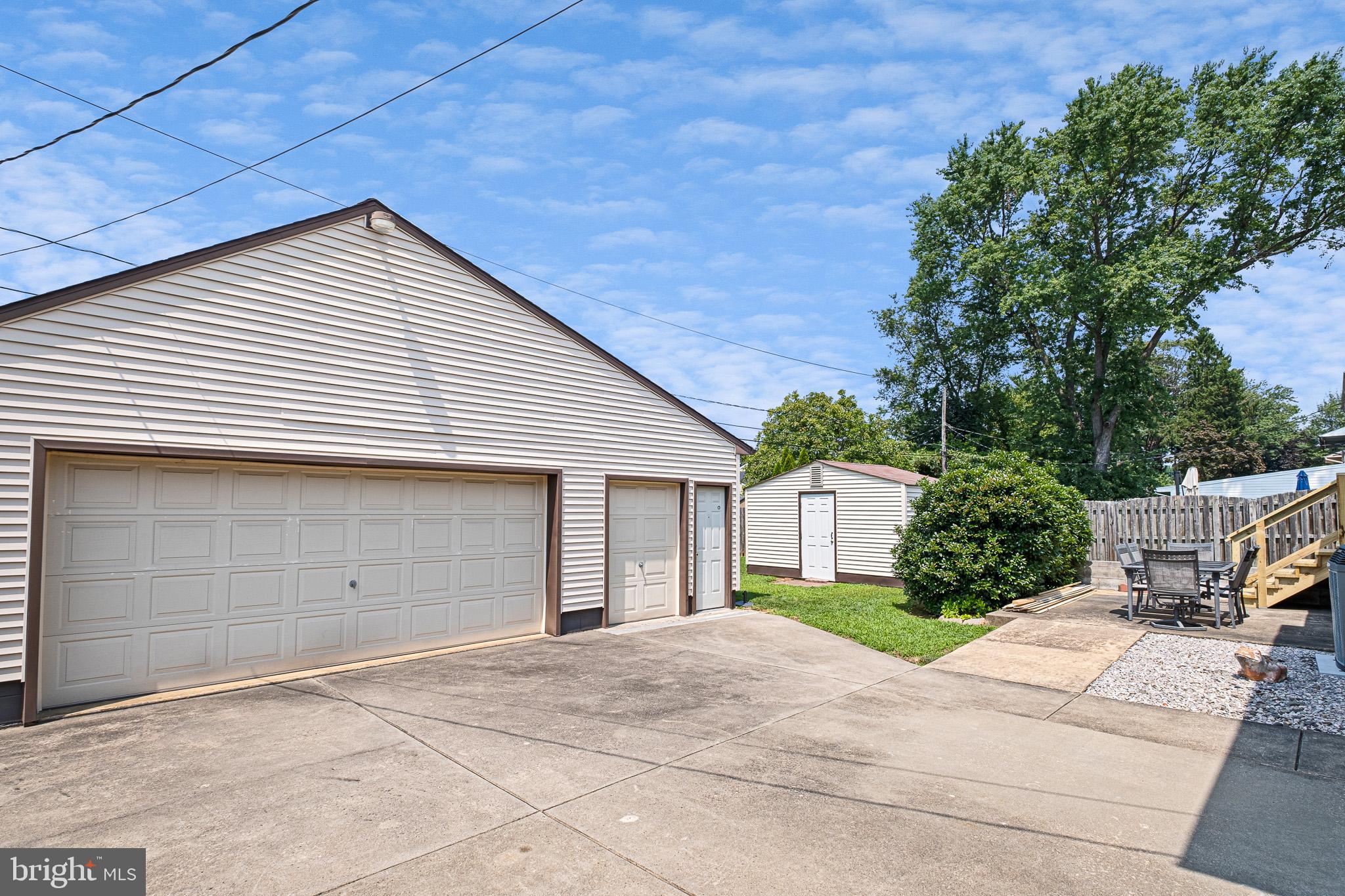 1016 Gallery Road Wilmington, DE 19805 - Photo 4 of 20 Gallery Image 4