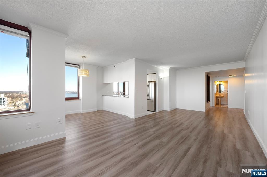 100 Old Palisade Road, Unit 3702 Fort Lee, NJ 07024 - Photo 3 of 17