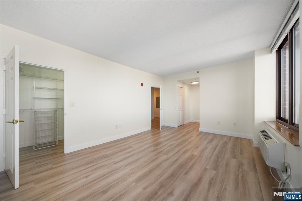 100 Old Palisade Road, Unit 3702 Fort Lee, NJ 07024 - Photo 9 of 17