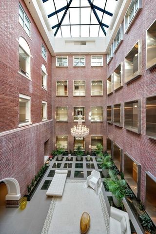 $2,450,000 | 7 Warren Avenue, Unit PH18, Boston, MA 02116