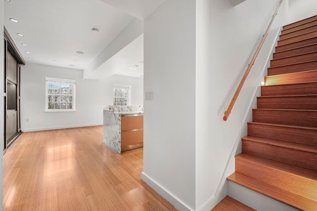 $2,450,000 | 7 Warren Avenue, Unit PH18, Boston, MA 02116