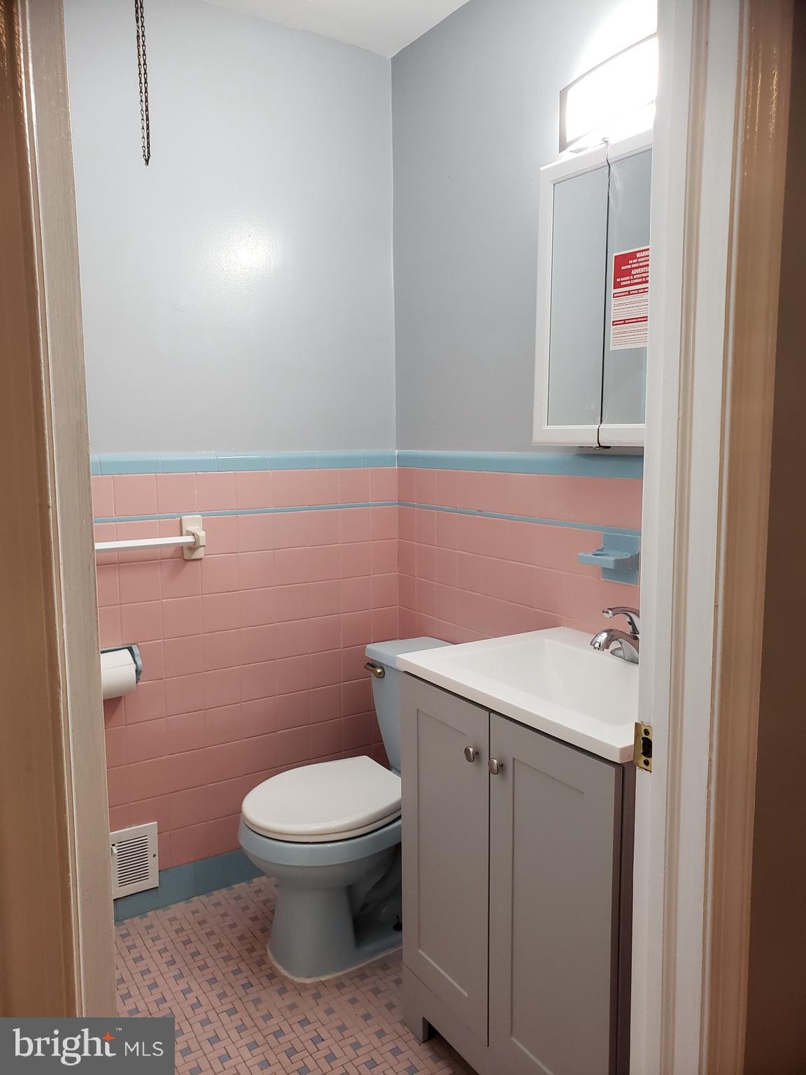 5210 Rorer Street Philadelphia, PA 19120 - Photo 29 of 43