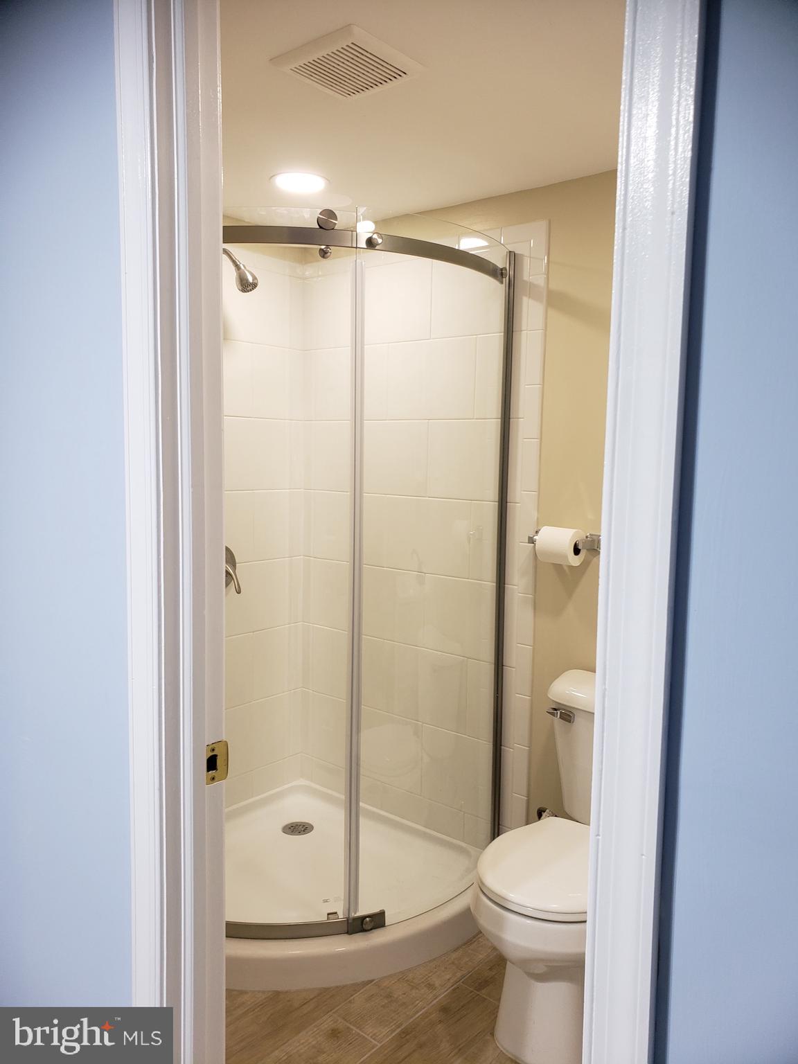 5210 Rorer Street Philadelphia, PA 19120 - Photo 33 of 43