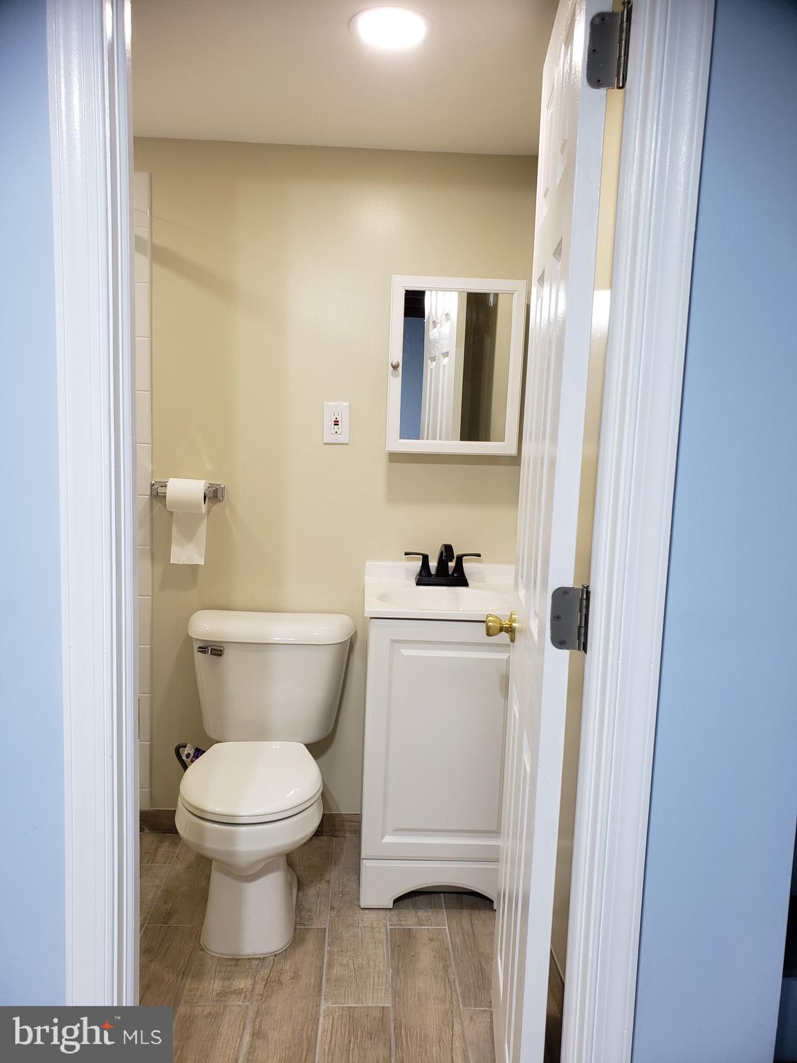5210 Rorer Street Philadelphia, PA 19120 - Photo 34 of 43