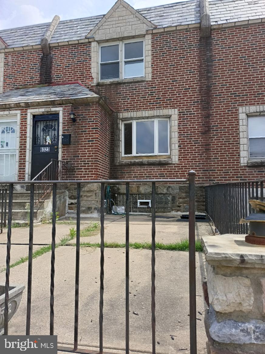 6323 Langdon Street Philadelphia, PA 19111 - Photo 1 of 17 Gallery Image 1