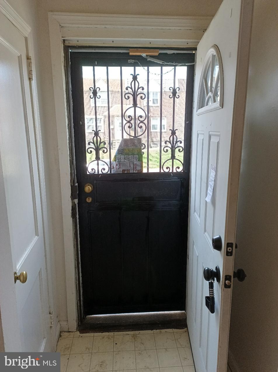 6323 Langdon Street Philadelphia, PA 19111 - Photo 2 of 17 Gallery Image 2