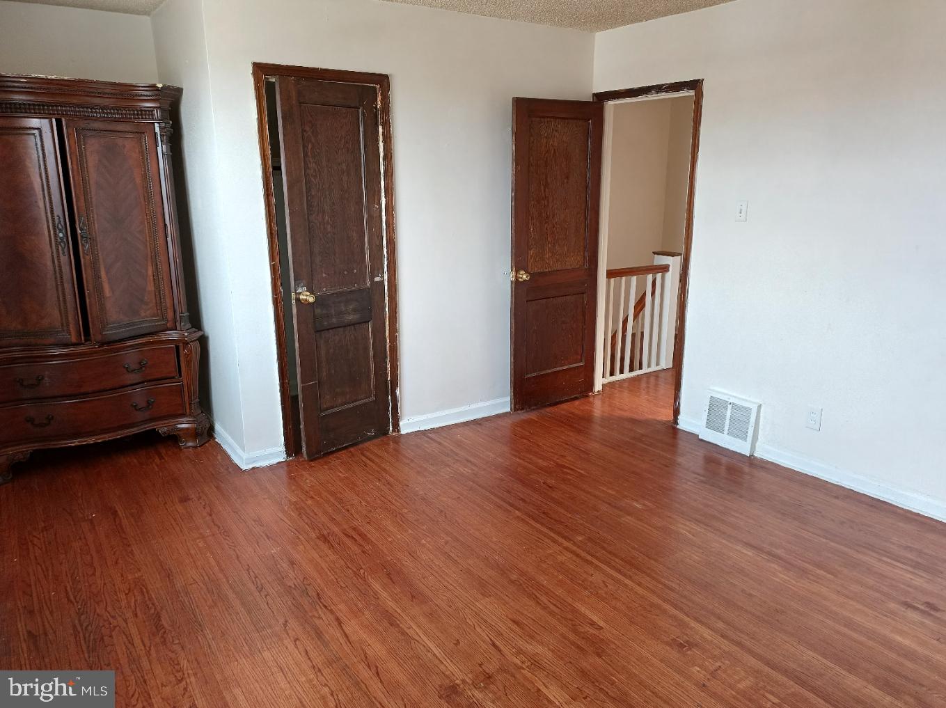 6323 Langdon Street Philadelphia, PA 19111 - Photo 5 of 17 Gallery Image 5