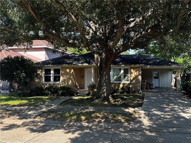 $2,000 | 541 Labarre Drive, Metairie, LA 70001