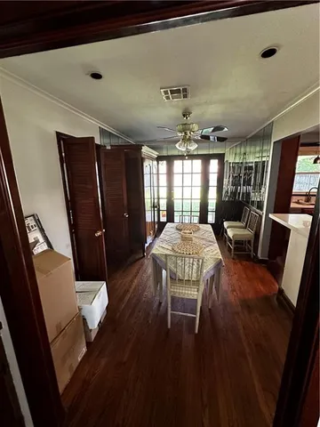 $2,000 | 541 Labarre Drive, Metairie, LA 70001