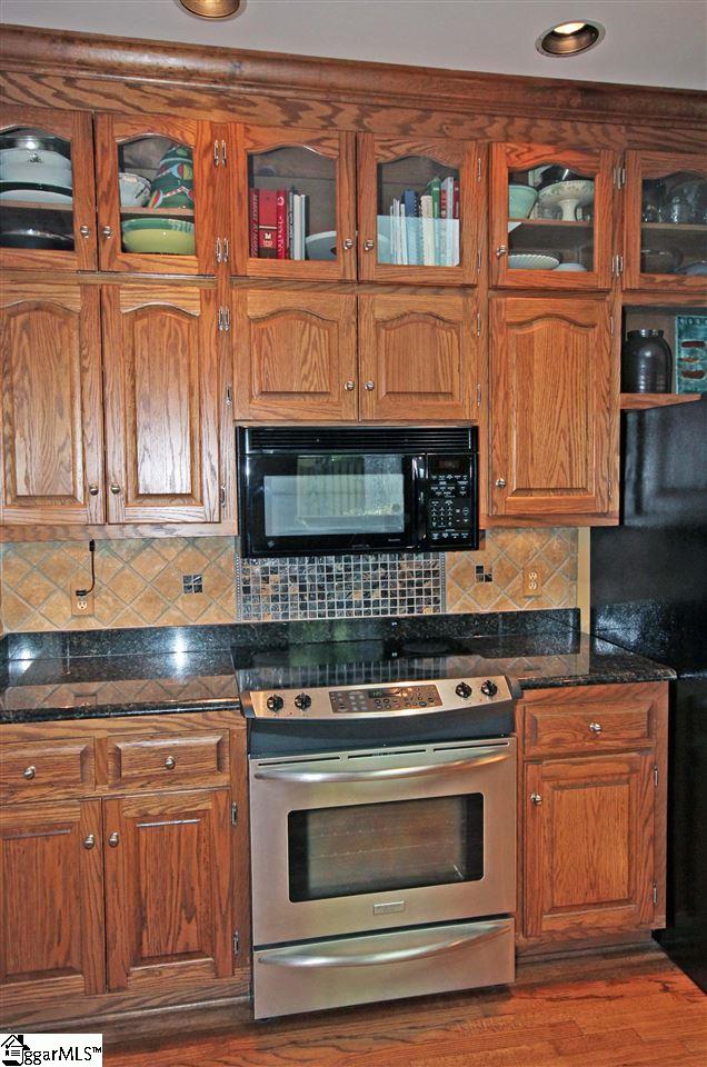 1006 New Tarleton Way Greer, SC 29650 - Photo 10 of 32 Gallery Image 10