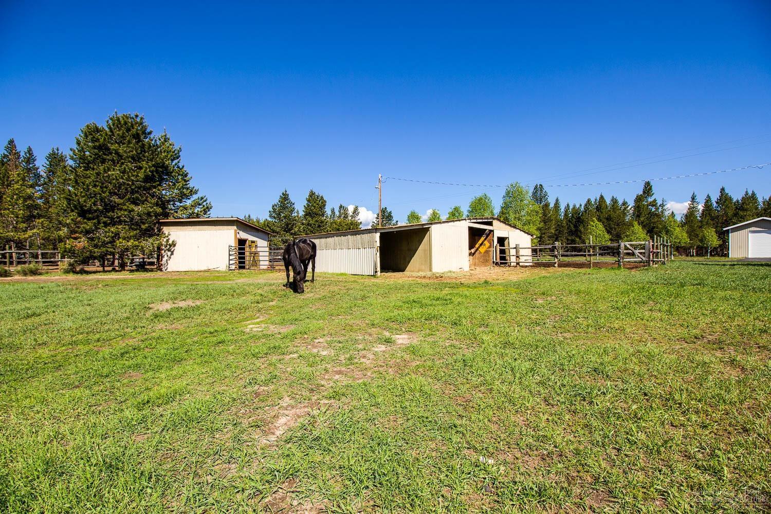 54876 Huntington Road Bend, OR 97707 - Photo 4 of 23 Additional Photo