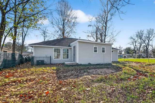 $1,750 | 7437 Bywood Street, Houston, TX 77028