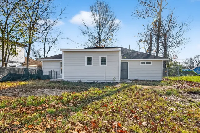 $1,750 | 7437 Bywood Street, Houston, TX 77028