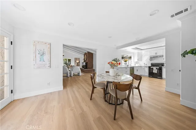 $2,398,000 | 12 Oakdale, Irvine, CA 92604