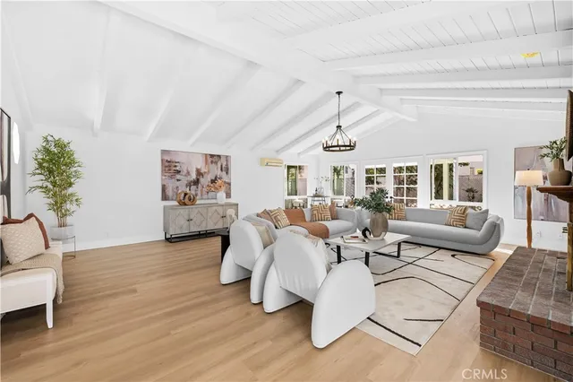 $2,398,000 | 12 Oakdale, Irvine, CA 92604