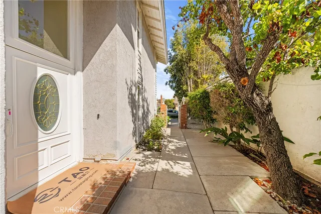 $2,398,000 | 12 Oakdale, Irvine, CA 92604