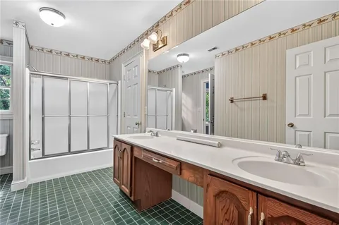 $550,000 | 708 Robert Way, Powder Springs, GA 30127