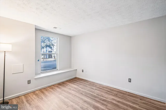 $239,990 | 11415 Little Patuxent Parkway, Unit 402, Columbia, MD 21044