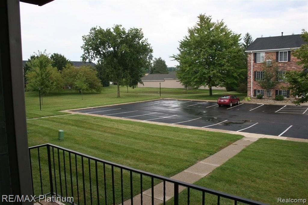 409 West Highland Road, Unit 18 Howell, MI 48843 - Photo 2 of 35 2nd floor views