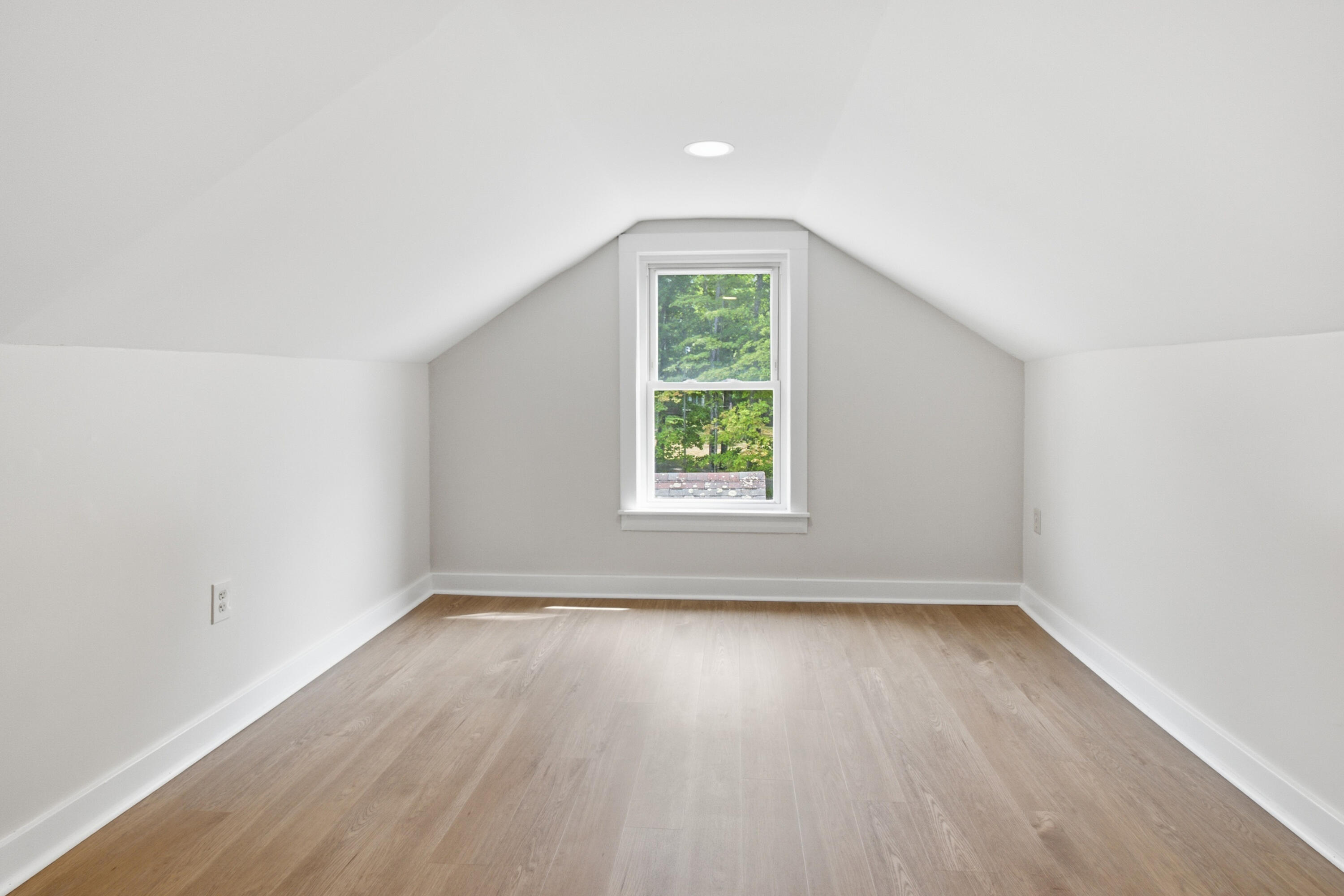 405 Maple Hill Road Auburn, ME 04210 - Photo 23 of 35 405 Maple Hill Auburn-32
