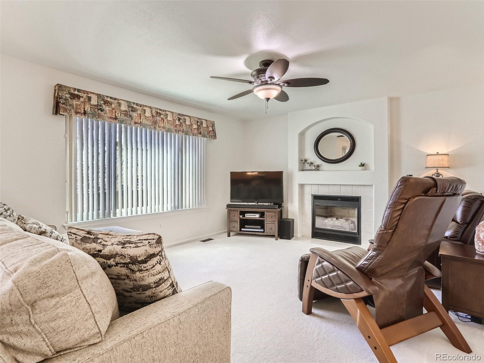 9827 South Castle Ridge Circle Highlands Ranch, CO 80129 - Photo 11 of 31