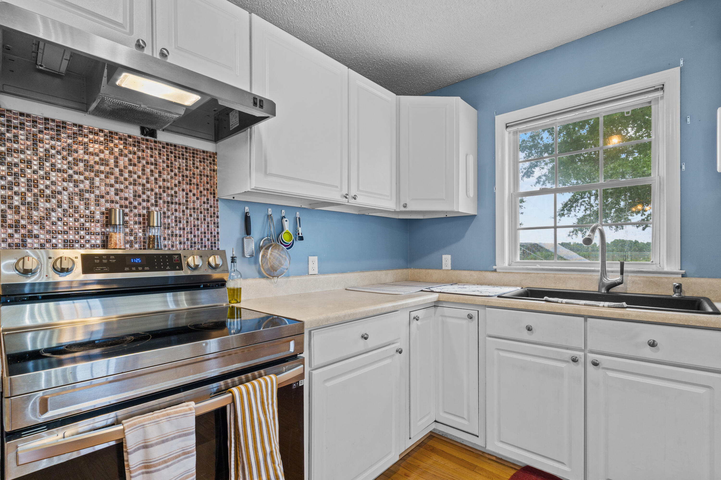 7203 Columbia Road St. Matthews, SC 29135 - Photo 9 of 33 10_dsc05408