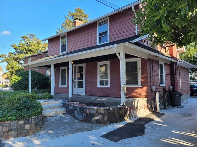 $1,350 | 65 Spring Street, Unit 2, Pawtucket, RI 02860