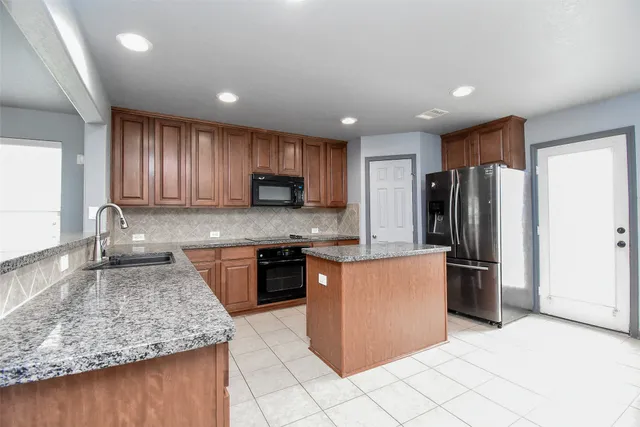 $304,000 | 1805 Foxglove Drive, La Porte, TX 77571