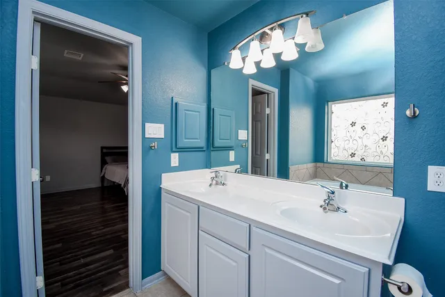 $304,000 | 1805 Foxglove Drive, La Porte, TX 77571