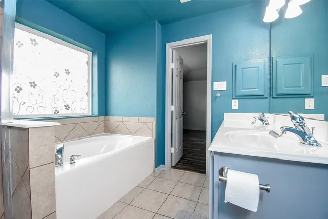 $304,000 | 1805 Foxglove Drive, La Porte, TX 77571