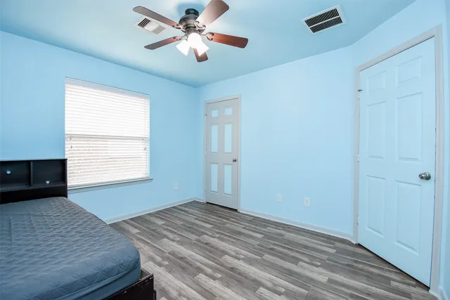 $304,000 | 1805 Foxglove Drive, La Porte, TX 77571