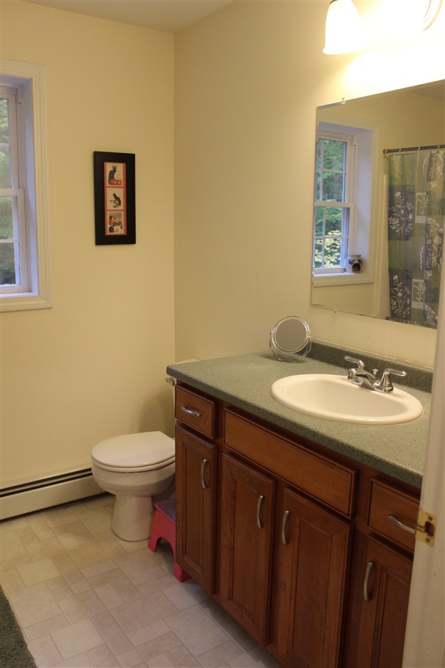 8 Tayla Way Nottingham, NH 03290 - Photo 14 of 34 Gallery Image 14