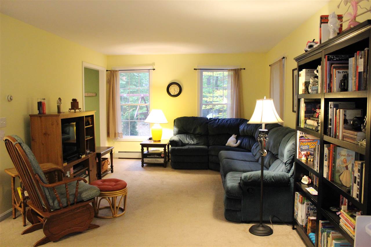 8 Tayla Way Nottingham, NH 03290 - Photo 5 of 34 Gallery Image 5