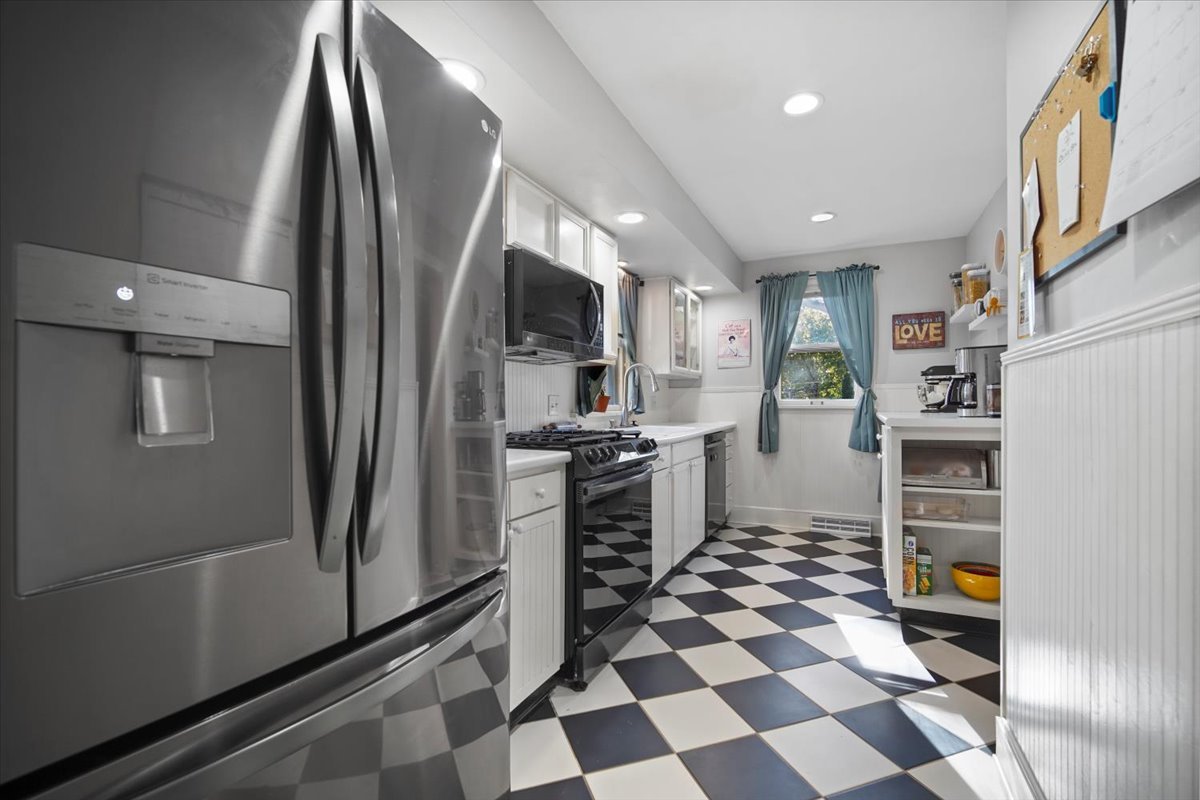 9 Broadway Place Normal, IL 61761 - Photo 13 of 34 Gallery Image 13