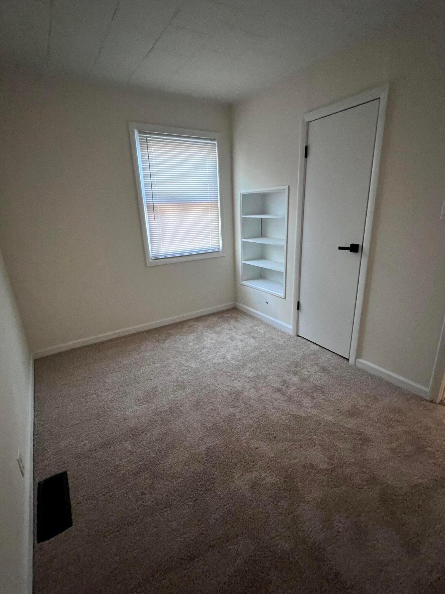 492 Basswood Road Columbus, OH 43207 - Photo 12 of 20