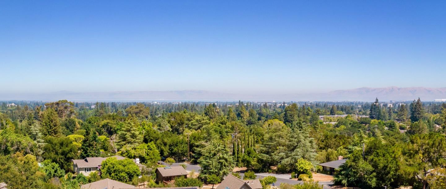 14467 De Bell Road Los Altos Hills, CA 94022 - Photo 3 of 7 a view of a city