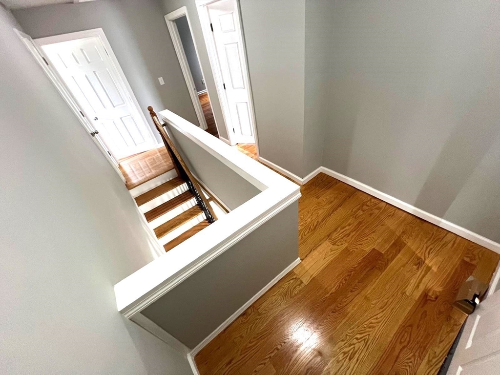 34 Collins Street Springfield, MA 01109 - Photo 22 of 35