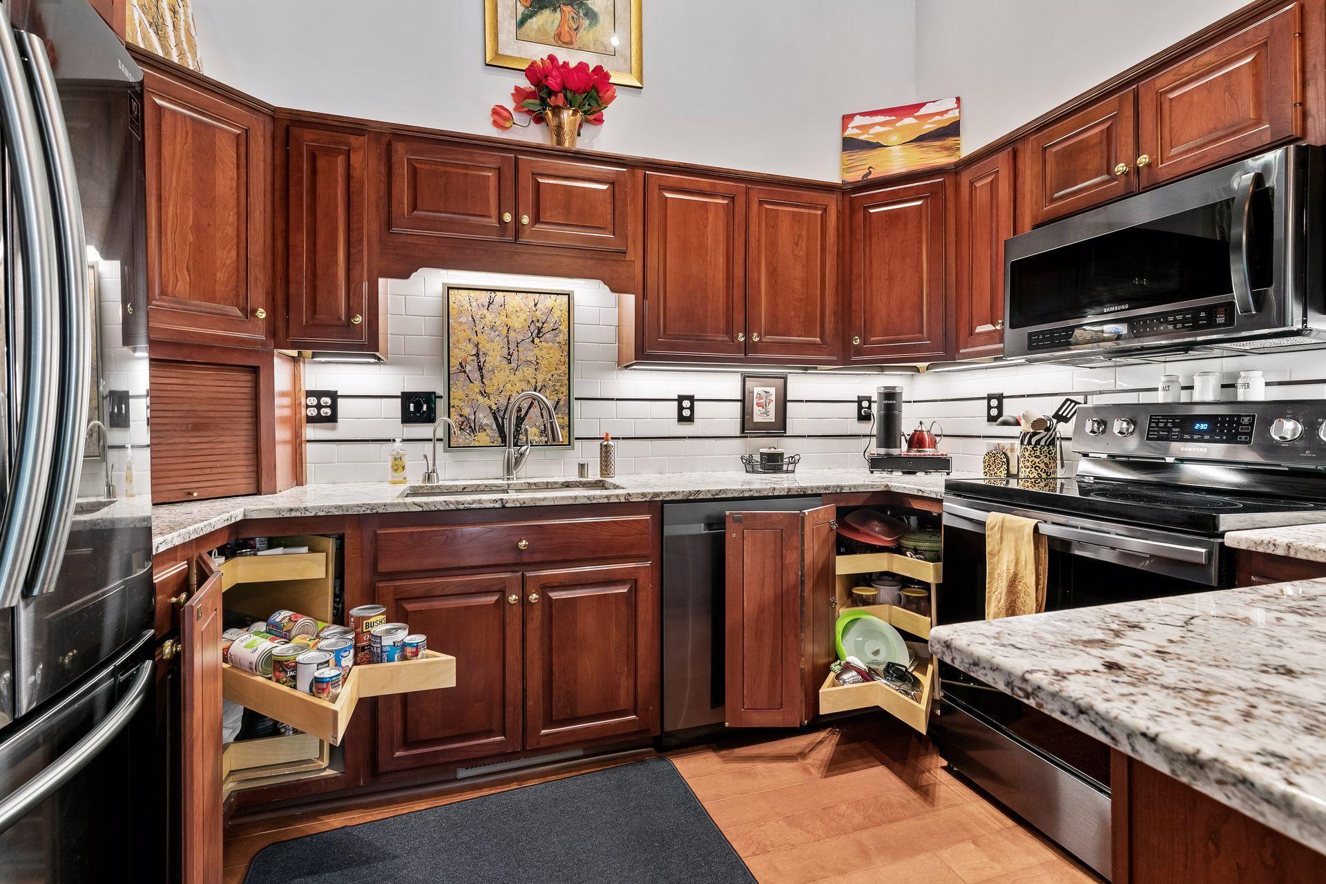 8328 Upper 138th Court Apple Valley, MN 55124 - Photo 12 of 43 Gallery Image 12
